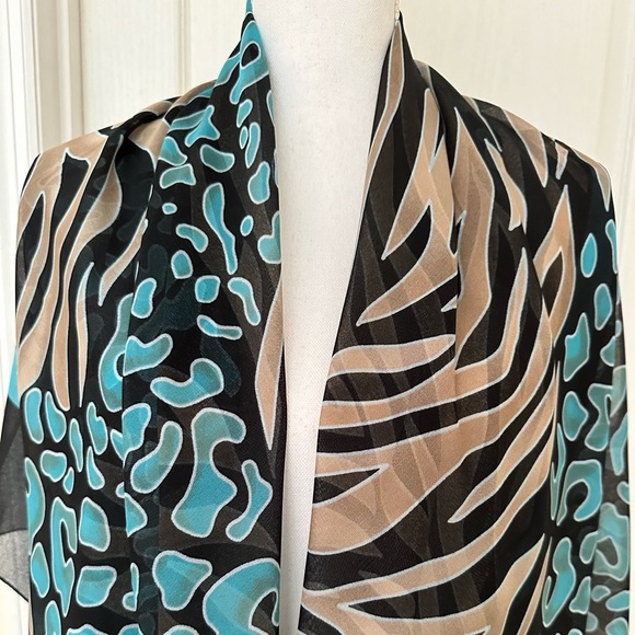 New Carol Wior Animal Print Scarf Sarong Brown/Black/Blue, Sz 60,5”x46,5” - Picture 2 of 10